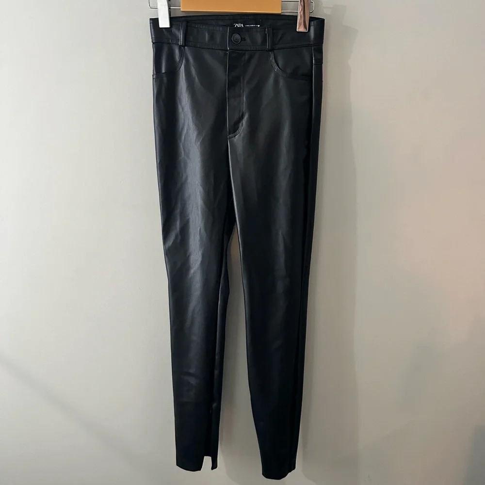 NWOT Zara faux leather pants with zipper on leg